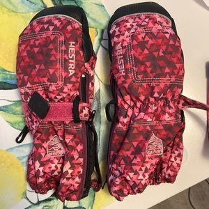 Hestra girls mittens